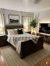 5821 W Montrose Ave in Chicago, IL - Building Photo - Building Photo