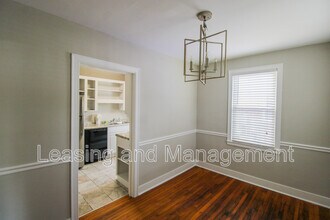 679 Savannah Hwy in Charleston, SC - Building Photo - Building Photo