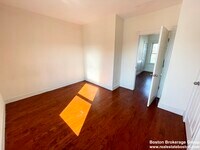 19 Eastman St photo'