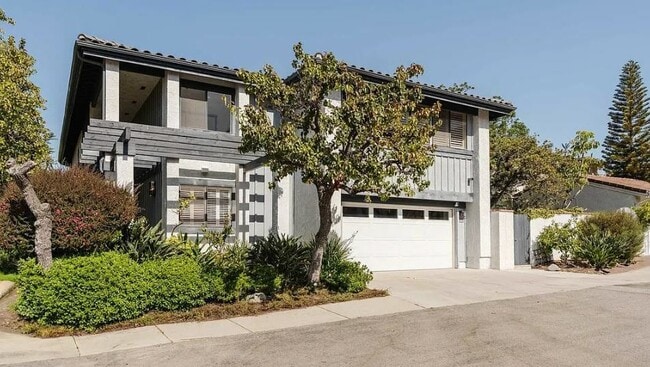 property at 17273 Avenida de la Herradura