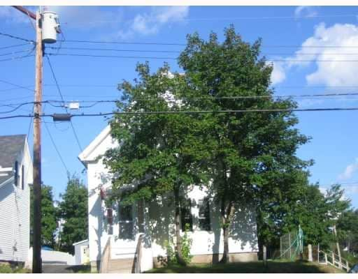 333 Penobscot Ave in Millinocket, ME - Building Photo