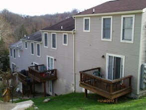 454 Stewart St in Morgantown, WV - Building Photo - Building Photo