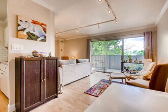 1313 Steele St-Unit -402 in Denver, CO - Building Photo - Building Photo
