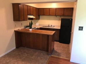 361 Belmont Dr in Bristol, TN - Building Photo - Building Photo
