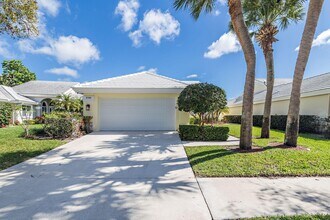 2700 Clubhouse Pointe in West Palm Beach, FL - Building Photo - Building Photo
