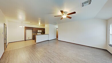 1722 W Palm Pl in Oklahoma City, OK - Building Photo - Building Photo