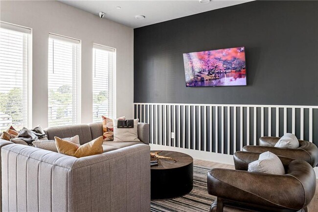 property at 665 Auburn Ave NE