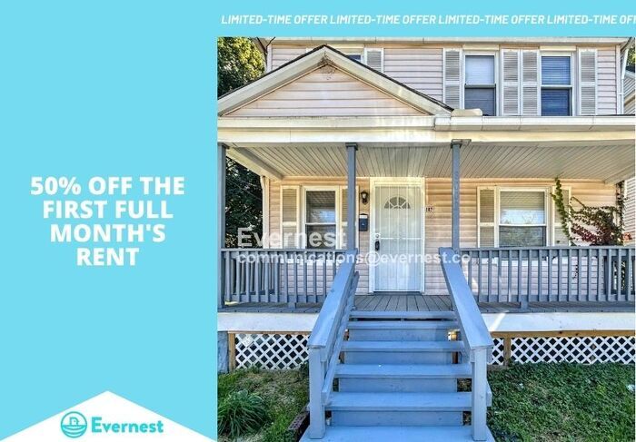 8002 Bellevue Ave in Cleveland, OH - Foto de edificio