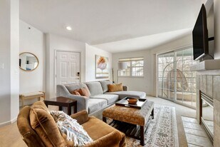 550 Mohawk Dr in Boulder, CO - Building Photo