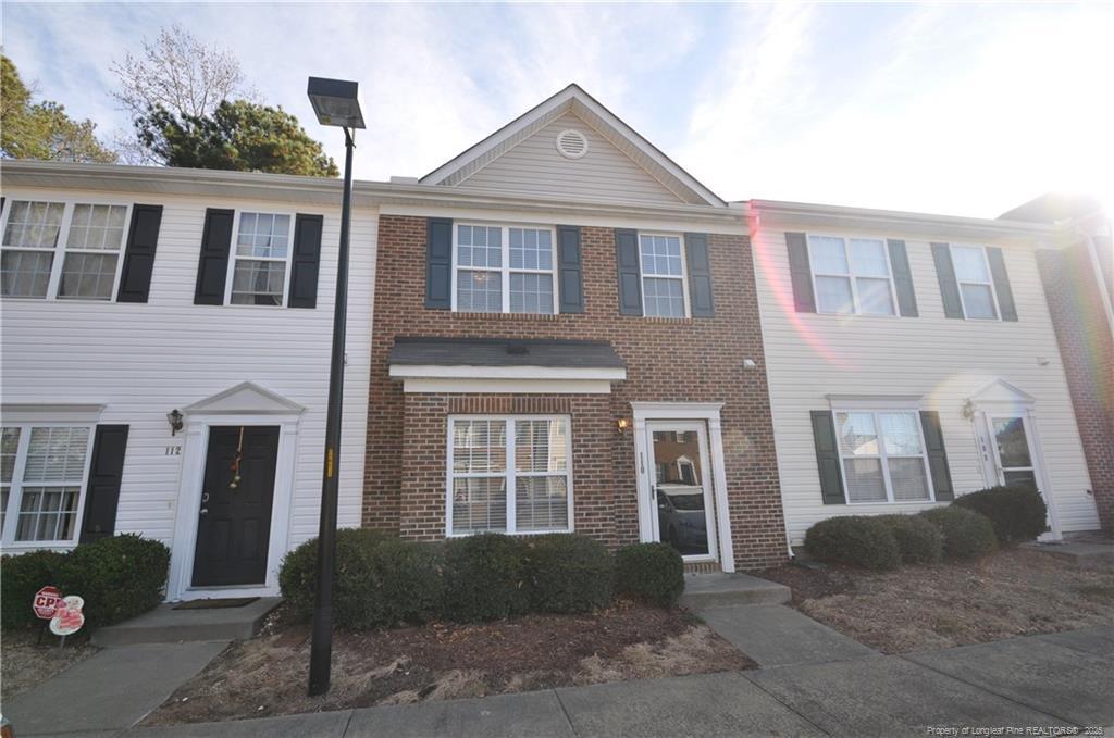 110 Parkerson Ln in Apex, NC - Building Photo