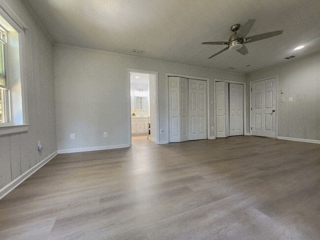 17571 Graham St, Unit A in Dumfries, VA - Foto de edificio - Building Photo