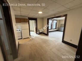 19 7th Ave SE in Aberdeen, SD - Building Photo