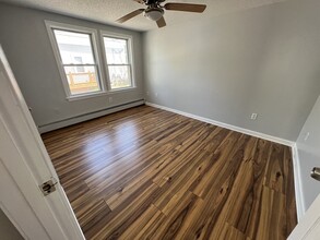 8 Federal St in Warren, RI - Building Photo - Building Photo
