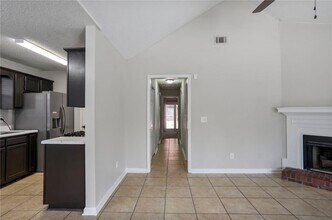 3756 Old Oak Ct in Powder Springs, GA - Building Photo - Building Photo
