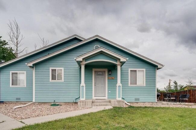 property at 5429 Elm Ct