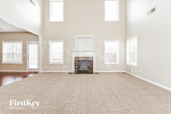 1326 Lower Falls Dr in Mcdonough, GA - Building Photo - Building Photo