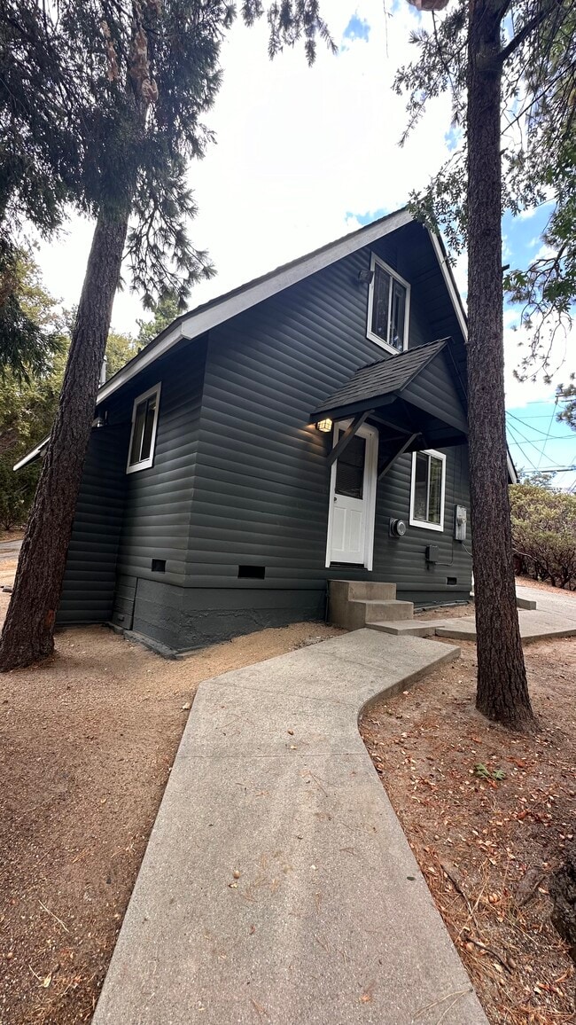 property at 52727 Pine Cove Rd