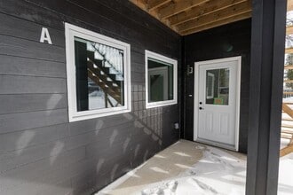 250 5 Ave NW in Portage La Prairie, MB - Building Photo - Building Photo