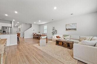 13309 Silver Blazer Dr in Buda, TX - Building Photo - Building Photo