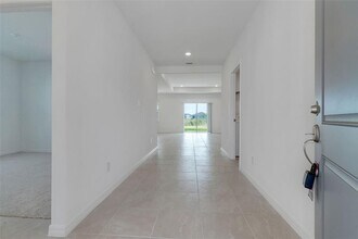 10008 Last Lgt Gln in Parrish, FL - Building Photo - Building Photo