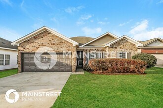 5024 Easton Ln in Northport, AL - Foto de edificio - Building Photo