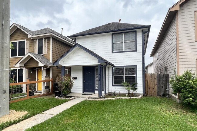 property at 1214 Cleveland St
