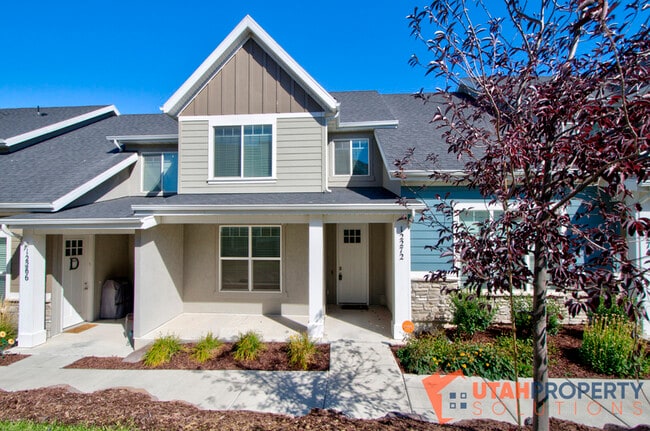 12272 S Macdill Ct in Herriman, UT - Building Photo - Building Photo