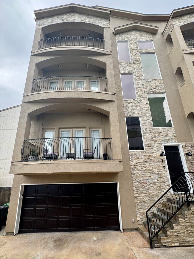 1910 Summer St in Houston, TX - Building Photo - Building Photo