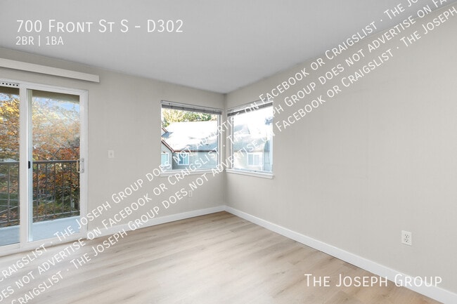 700 Front St S in Issaquah, WA - Building Photo - Building Photo