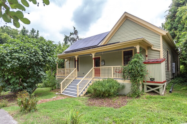 property at 510 Oakwood Ave