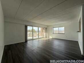 55 Hill Rd, Unit 401 in Belmont, MA - Building Photo - Building Photo