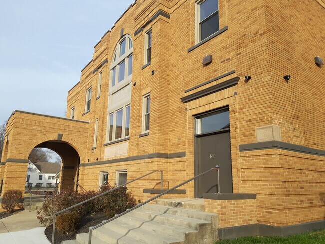 1703 Home Ave in Columbus, IN - Building Photo - Building Photo