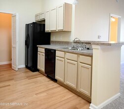 6106 Maggies Cir in Jacksonville, FL - Building Photo - Building Photo