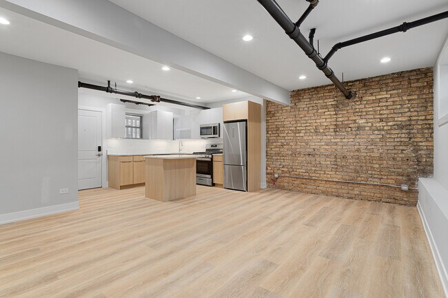 1245 W Morse Ave in Chicago, IL - Building Photo - Building Photo