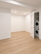 25 Water St, Unit Apt 1450 in New York, NY - Building Photo - Building Photo