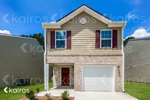 2561 Wood Bend Ln in Riverdale, GA - Building Photo
