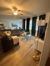 1106 Daffodil St in Princeton, TX - Foto de edificio - Building Photo