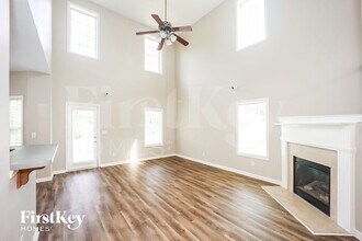 25 Windsor Way in Riverdale, GA - Building Photo - Building Photo
