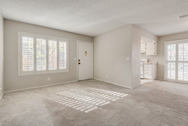 4363 Spencer St in Las Vegas, NV - Building Photo - Building Photo