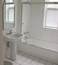 903 W Sunnyside Ave in Chicago, IL - Building Photo - Building Photo