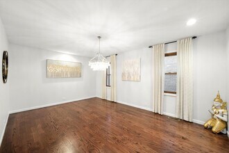 5238 Pratt Ave in Skokie, IL - Building Photo - Building Photo