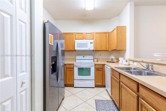 13157 SW 44th St in Miramar, FL - Building Photo - Building Photo