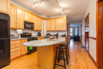 1538 W Wrightwood Ave in Chicago, IL - Building Photo - Building Photo