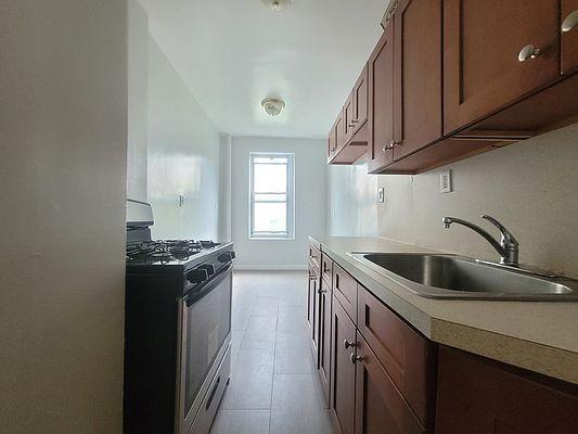 property at 155 W 162nd St