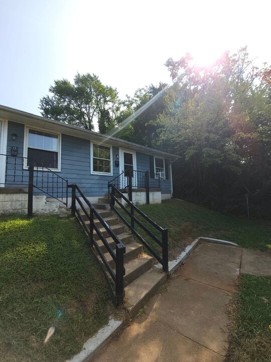 1504 6th St SE in Charlottesville, VA - Building Photo