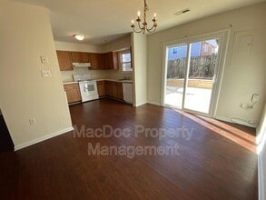 3635 McDowell Ct in Dumfries, VA - Building Photo - Building Photo