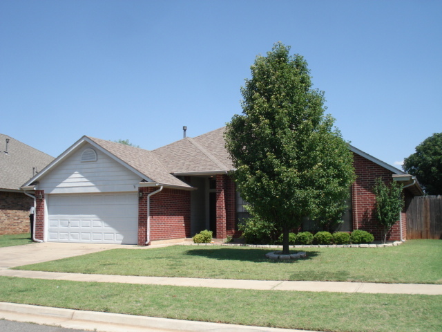 6605 NW 133rd St in Oklahoma City, OK - Building Photo