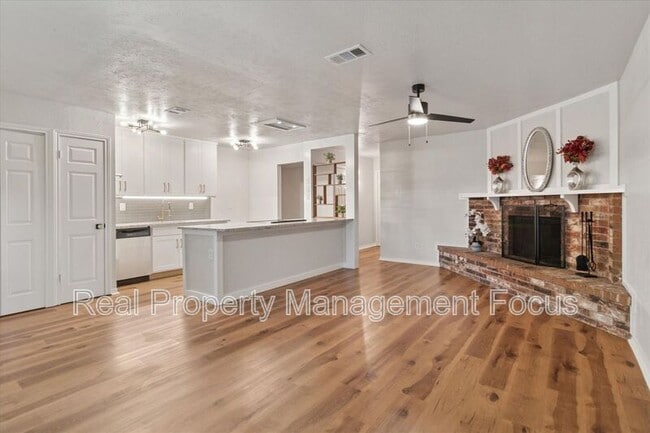 property at 511 Cumberland Dr