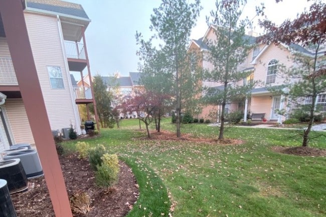 505 Plymouth Rd, Unit 505 in North Brunswick, NJ - Building Photo - Building Photo