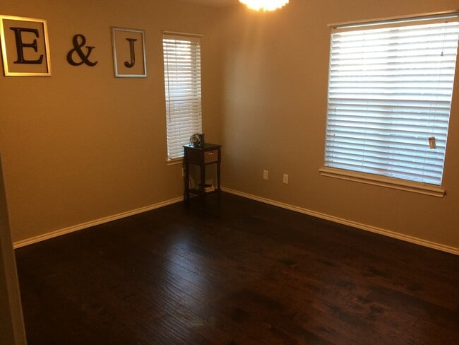 6226 6th St in Lubbock, TX - Building Photo - Building Photo